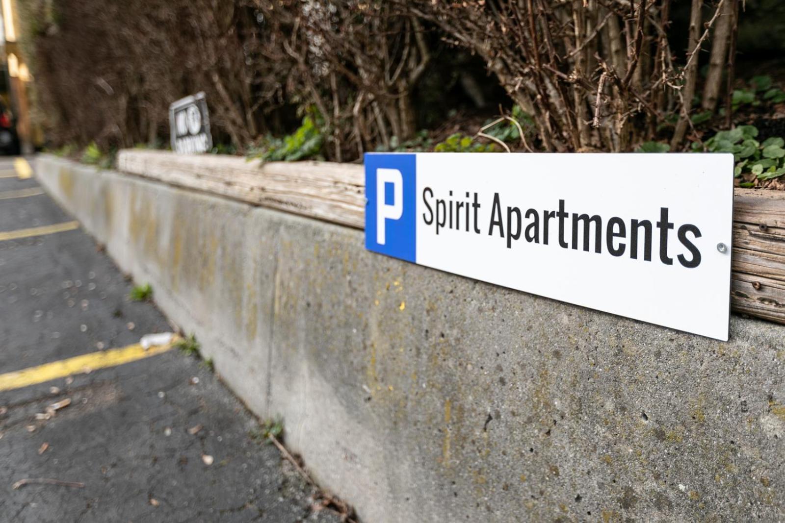 Apartment Spirit - 1 Und 2 - Kueche - Parkplatz